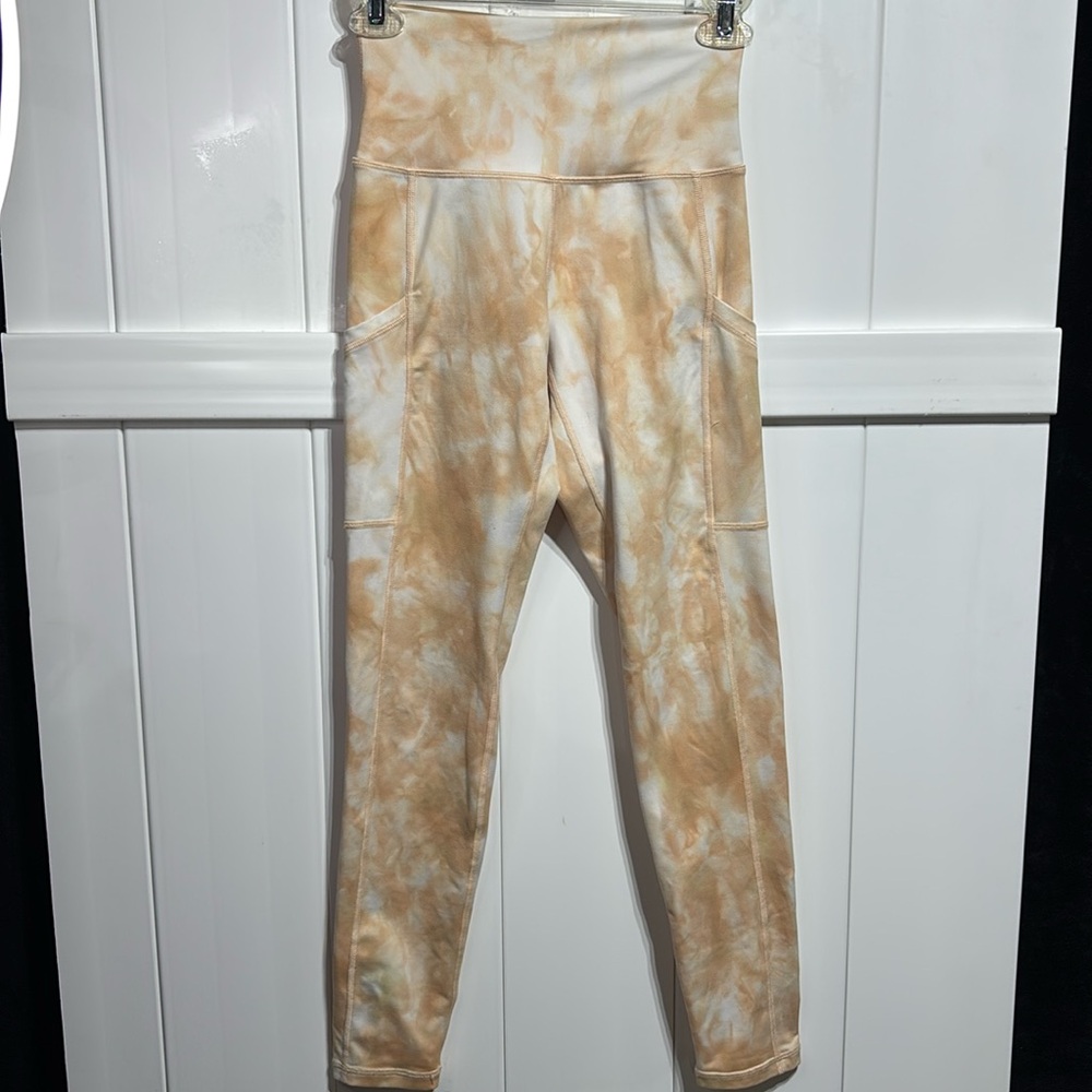 Aerie Offline peach/white leggings